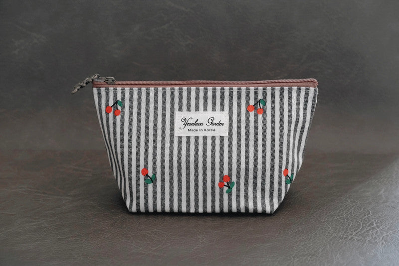 Waterproof Stripes Makeup Bag