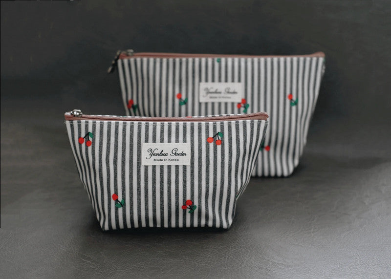 Waterproof Stripes Makeup Bag